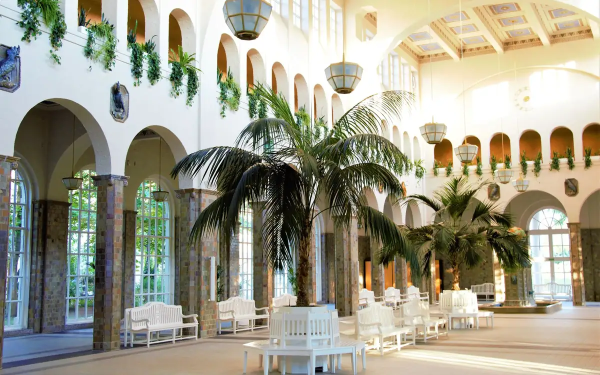 Heritage-style palatial courtyard stay